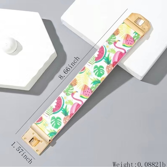 Tropical Flamingo Gold Clasp Bracelet - Picture 5 of 17